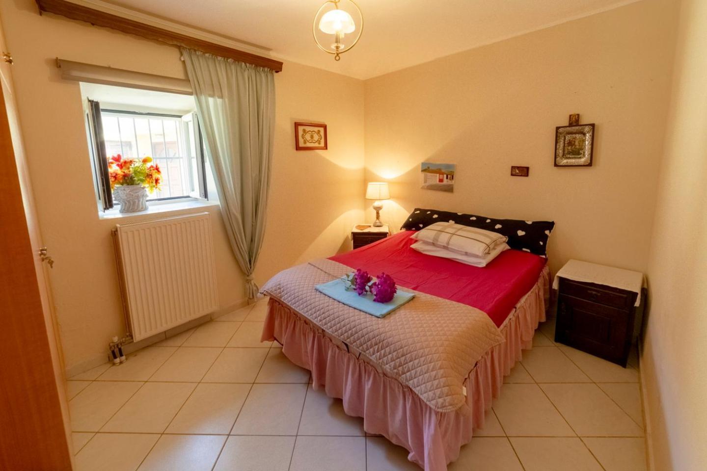Krasa 2Bedroom Apartment Ágios Matthaíos Esterno foto